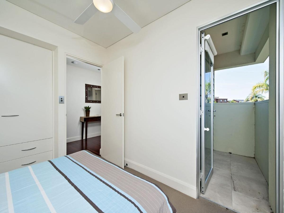 The Domain Unit 2 19 Voyager Close Nelson Bay Extérieur photo